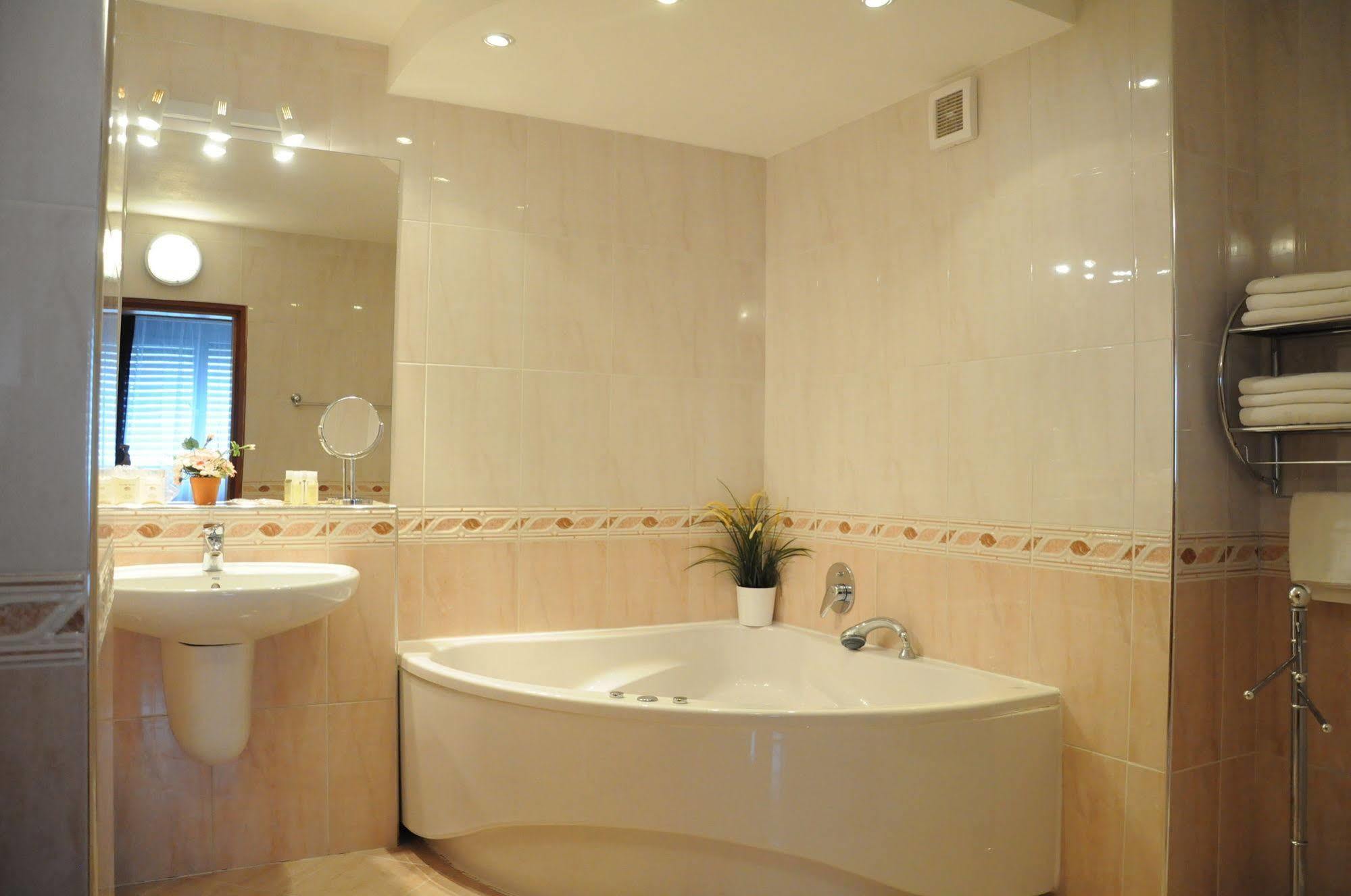 Hotel Panon Hodonín Dış mekan fotoğraf